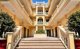 Kim Apartment - Cozy 1BR for Couples in Thảo Điền - Yellow